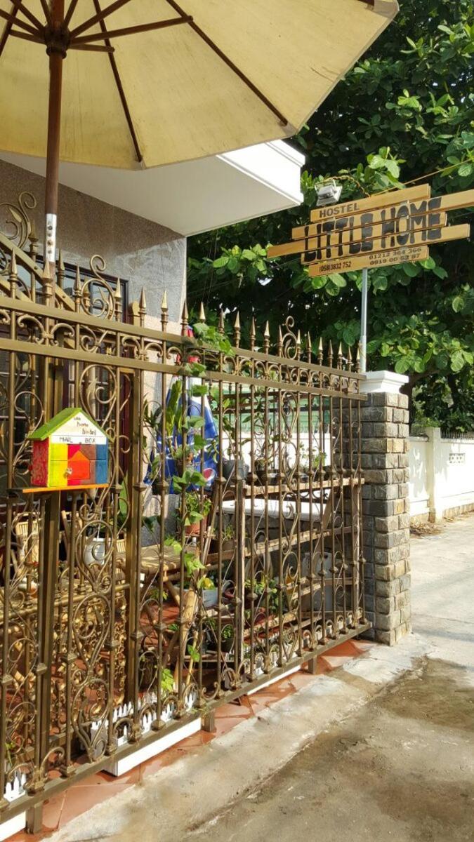 Little Home Hostel Vinh Hai 외부 사진